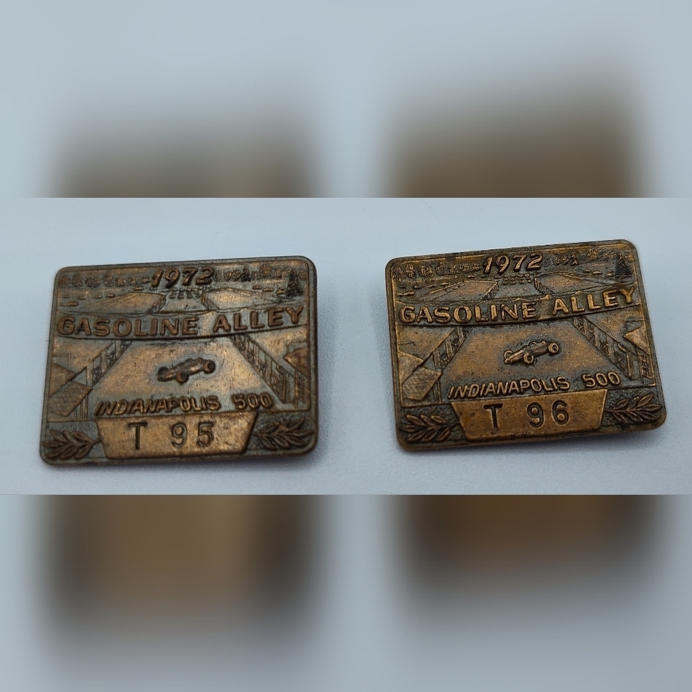 1972 Indianapolis 500 Gasoline Alley Pit Badges - Picture 2 of 4